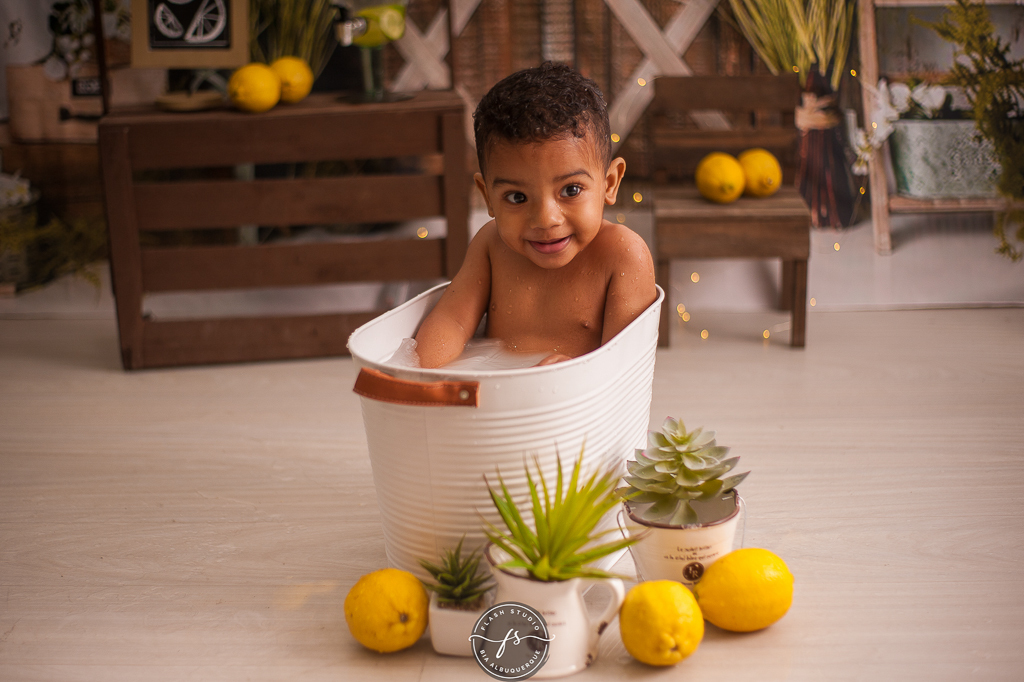 foto em ensaio do limãzinho  limonada em estudio no rio de janeiro, 