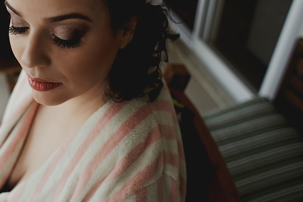 maquiagem de noiva para casamento durante o dia 