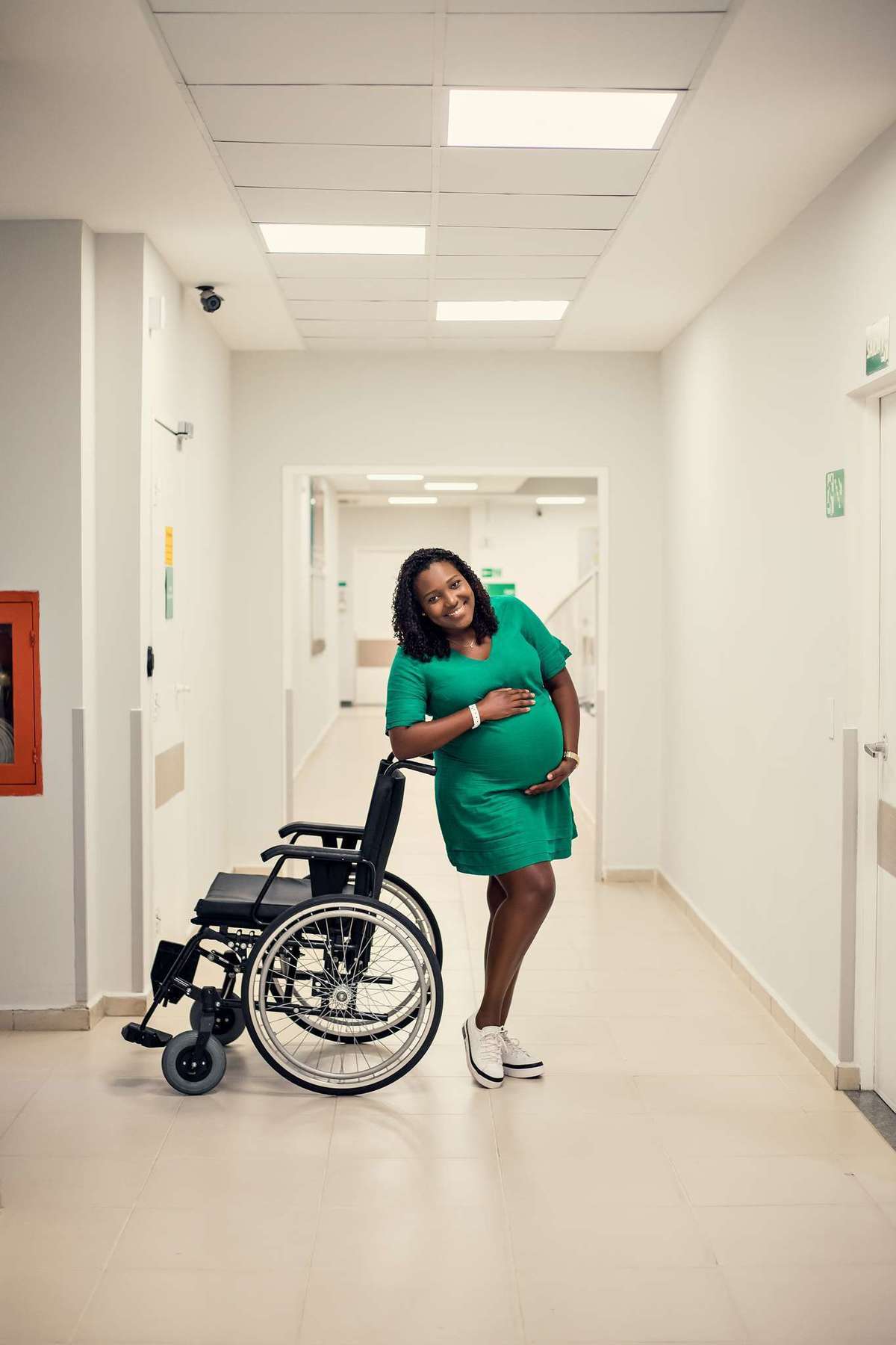 Fotografia de parto cesárea na Unimed Volta Redonda: Nascimento do Ivan.