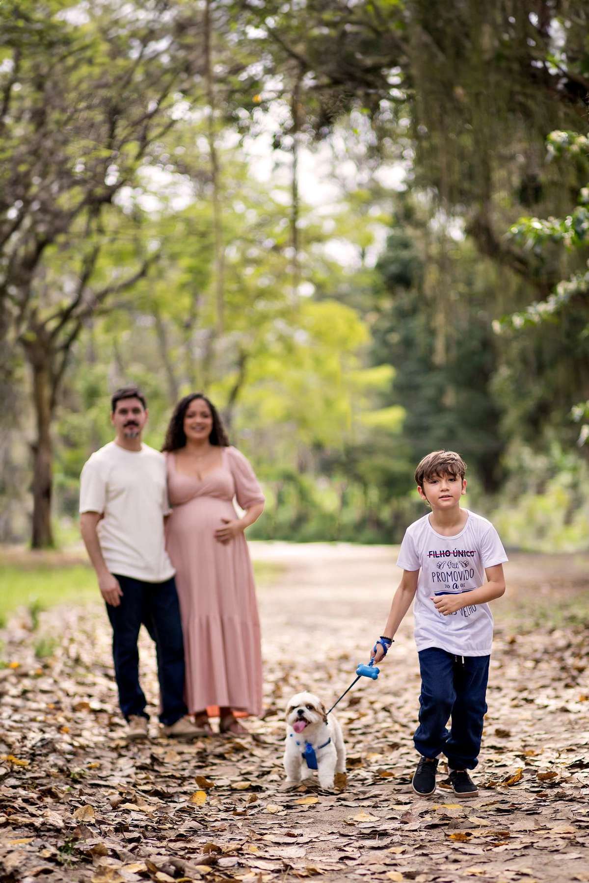 Ensaio Gestante nas Ruínas de Pinheiral, Sofia à caminho.
