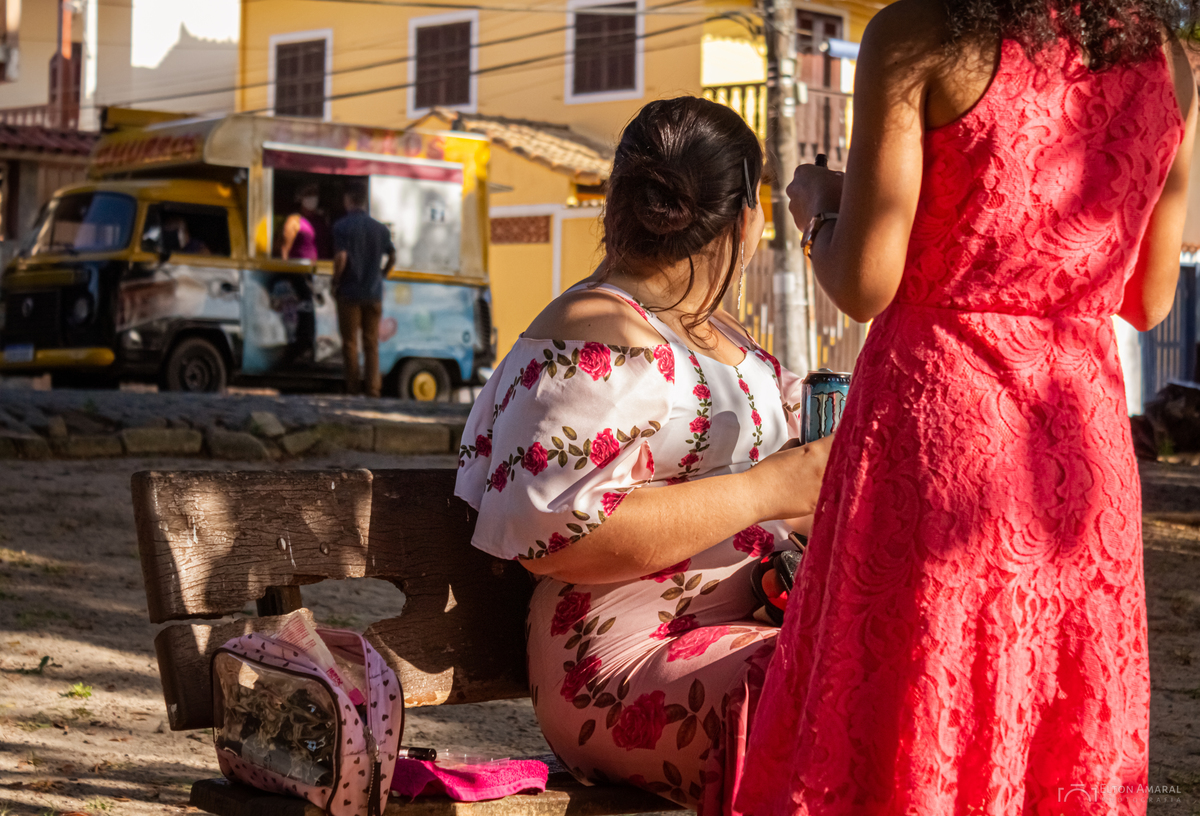 Como não esquecer desse momento, o carro do churros no meio dos bastidores. Pré Wedding Ycaro e Thalia, Barra de São João, Casimiro de Abreu RJ