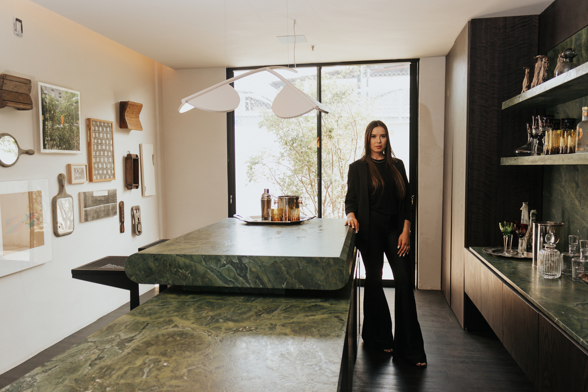 Ensaio Corporativo de Arquiteta em Estúdio em Matozinhos MG