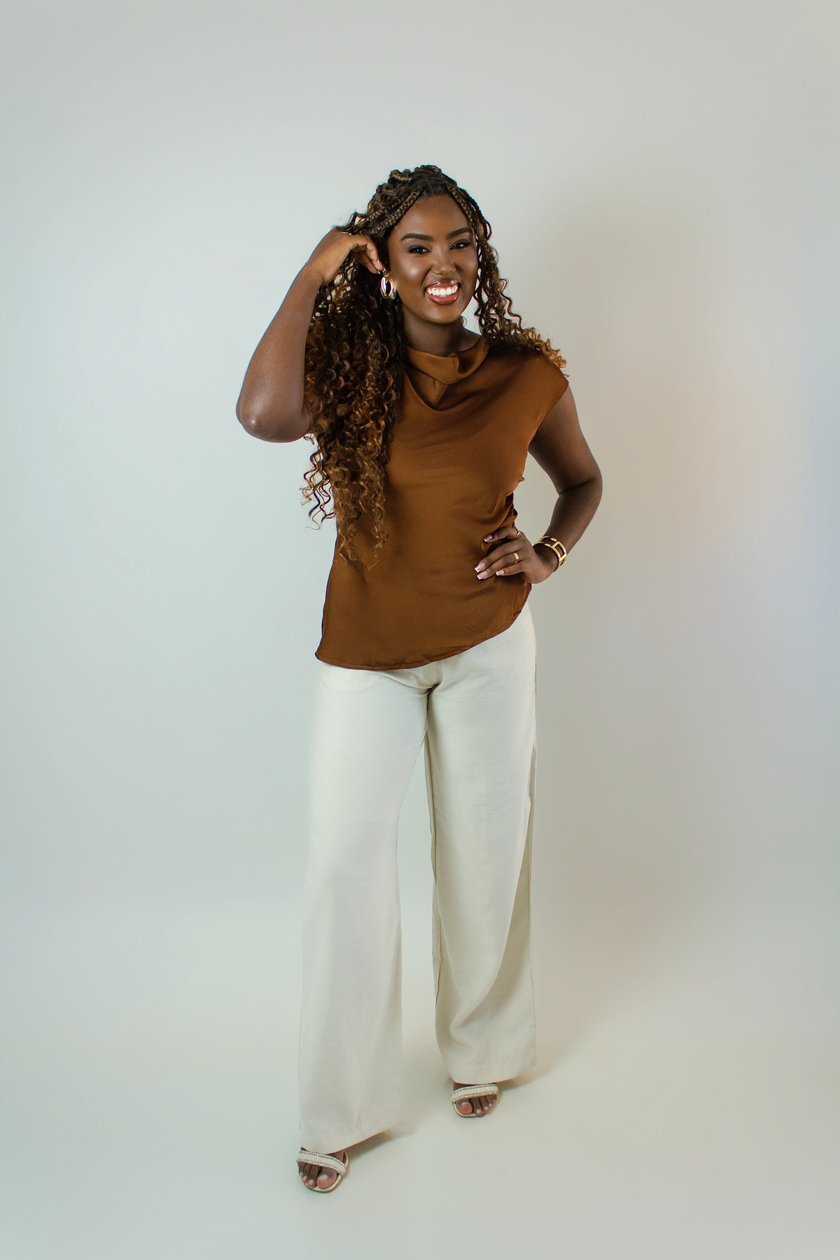 Ensaio Corporativo da Cantora Keilla Junia do The Voice Brasil no Estúdio em Matozinhos MG