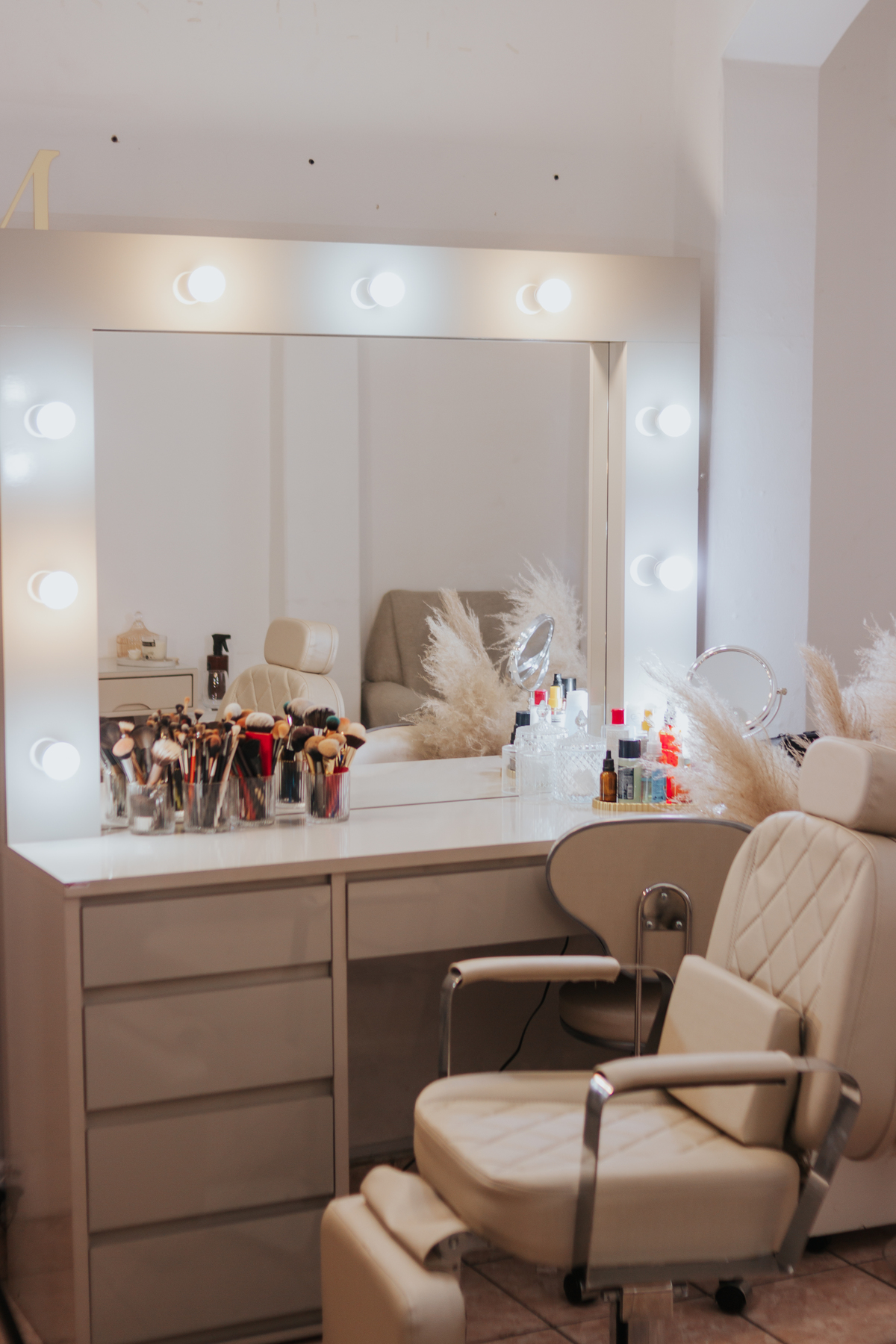 Ensaio Corporativo de Maquiadora em Pedro Leopoldo MG