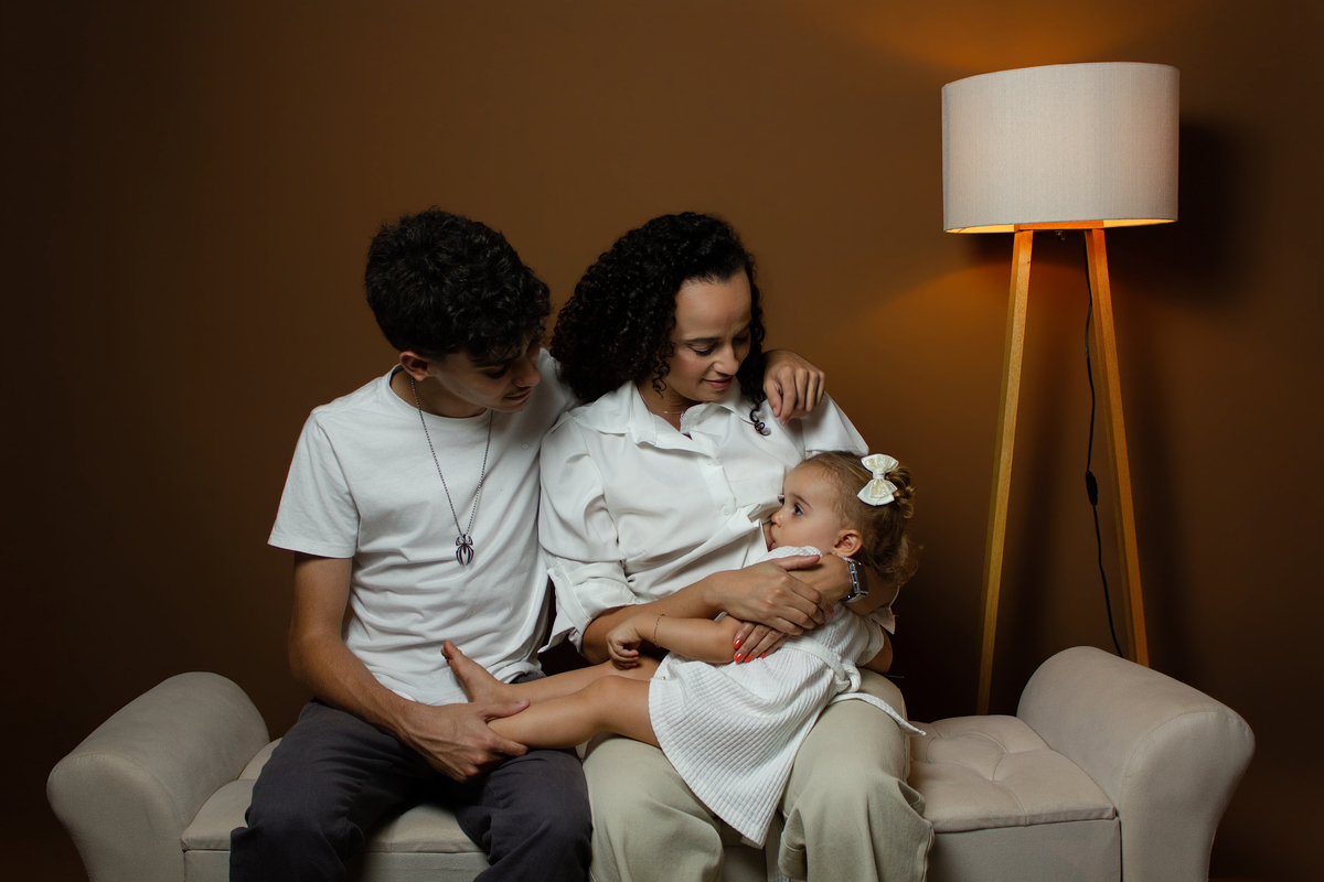 Ensaio de Dia das Mães no Estúdio Fotógrafo de Emoções em Matozinhos MG