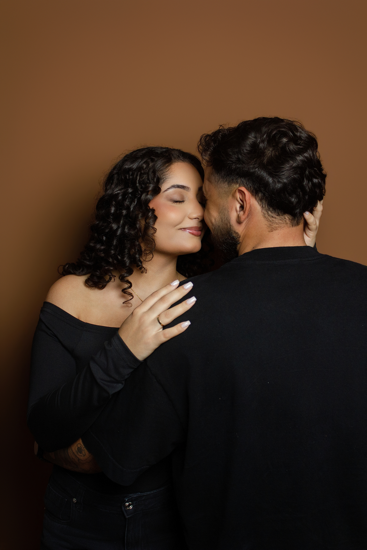 Ensaio de Casal Pré-Wedding no Estúdio em Matozinhos MG