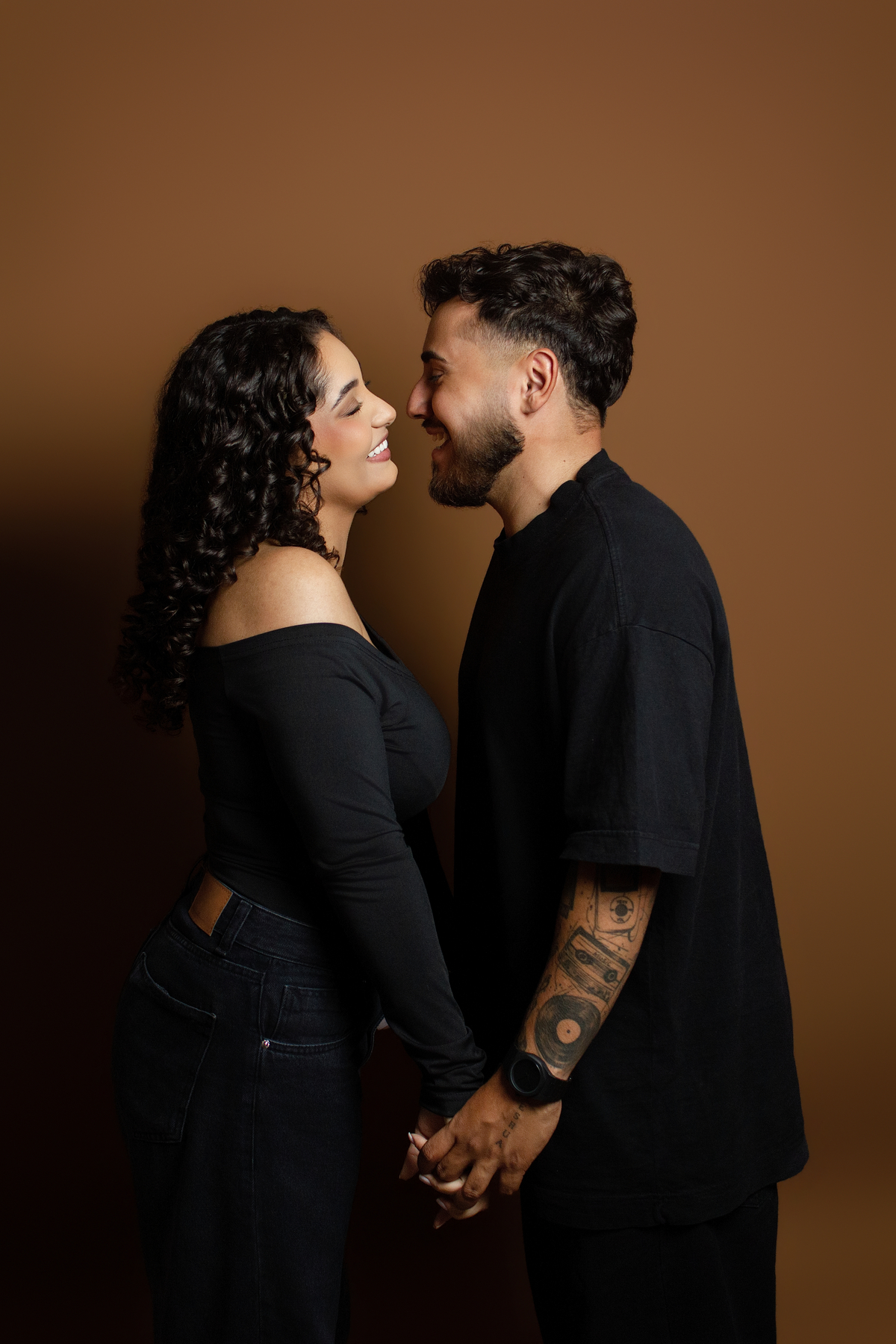 Ensaio de Casal Pré-Wedding no Estúdio em Matozinhos MG