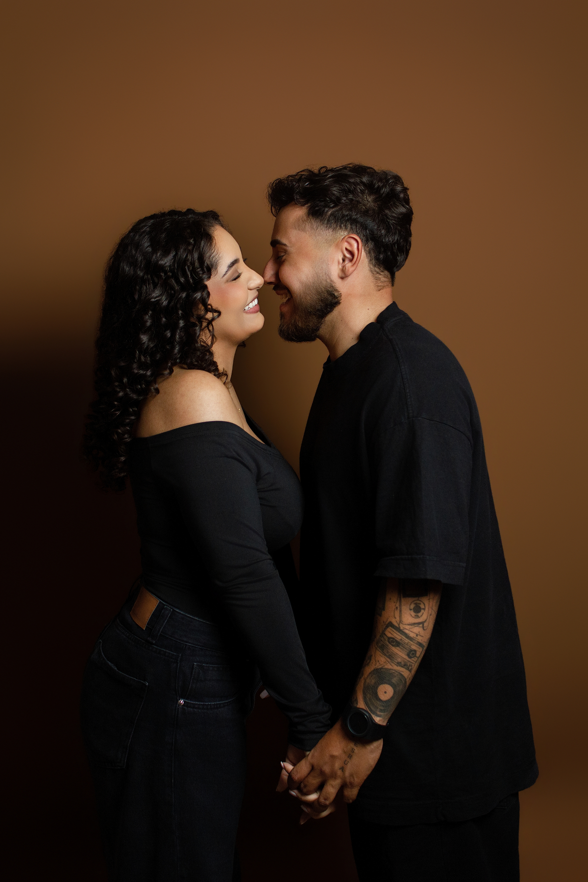 Ensaio de Casal Pré-Wedding no Estúdio em Matozinhos MG