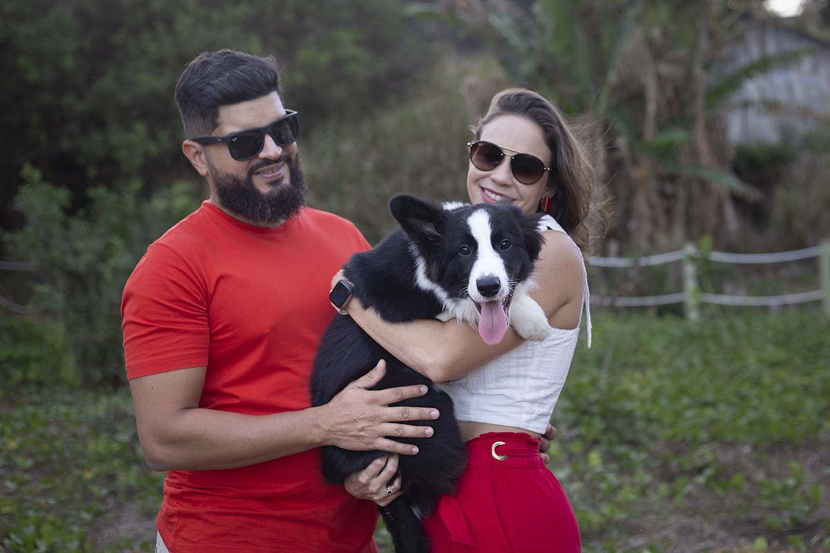 Luck ganha um abraço dos pais