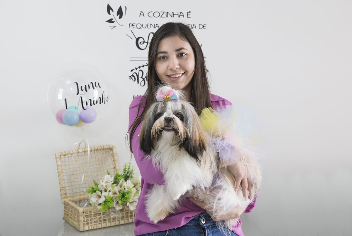 Luna com sua mamãe Mariana, posando para fotos