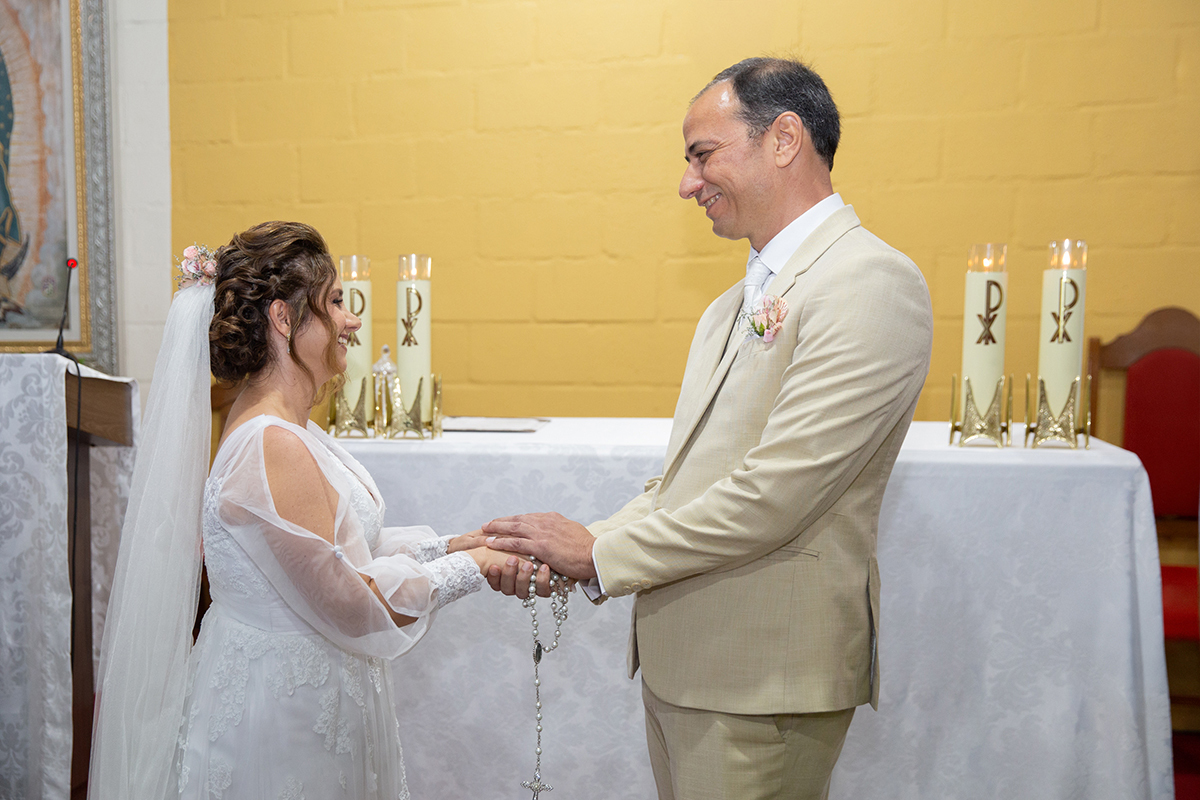 noivos-altar-casamento-cerimonia-vila-velha-espirito-santo