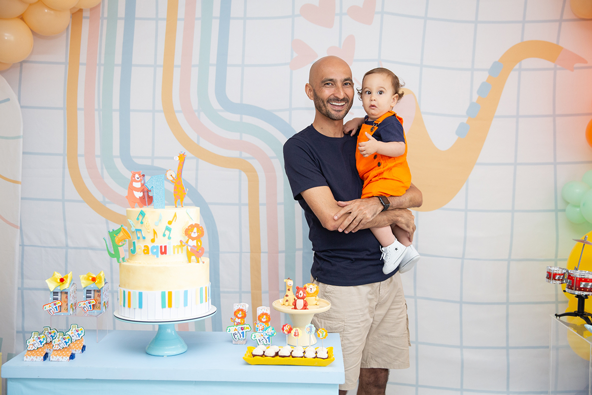 aniversario-infantil-um-ano-bebe-mesa-do-bolo-musica-vila-velha-espirito-santo