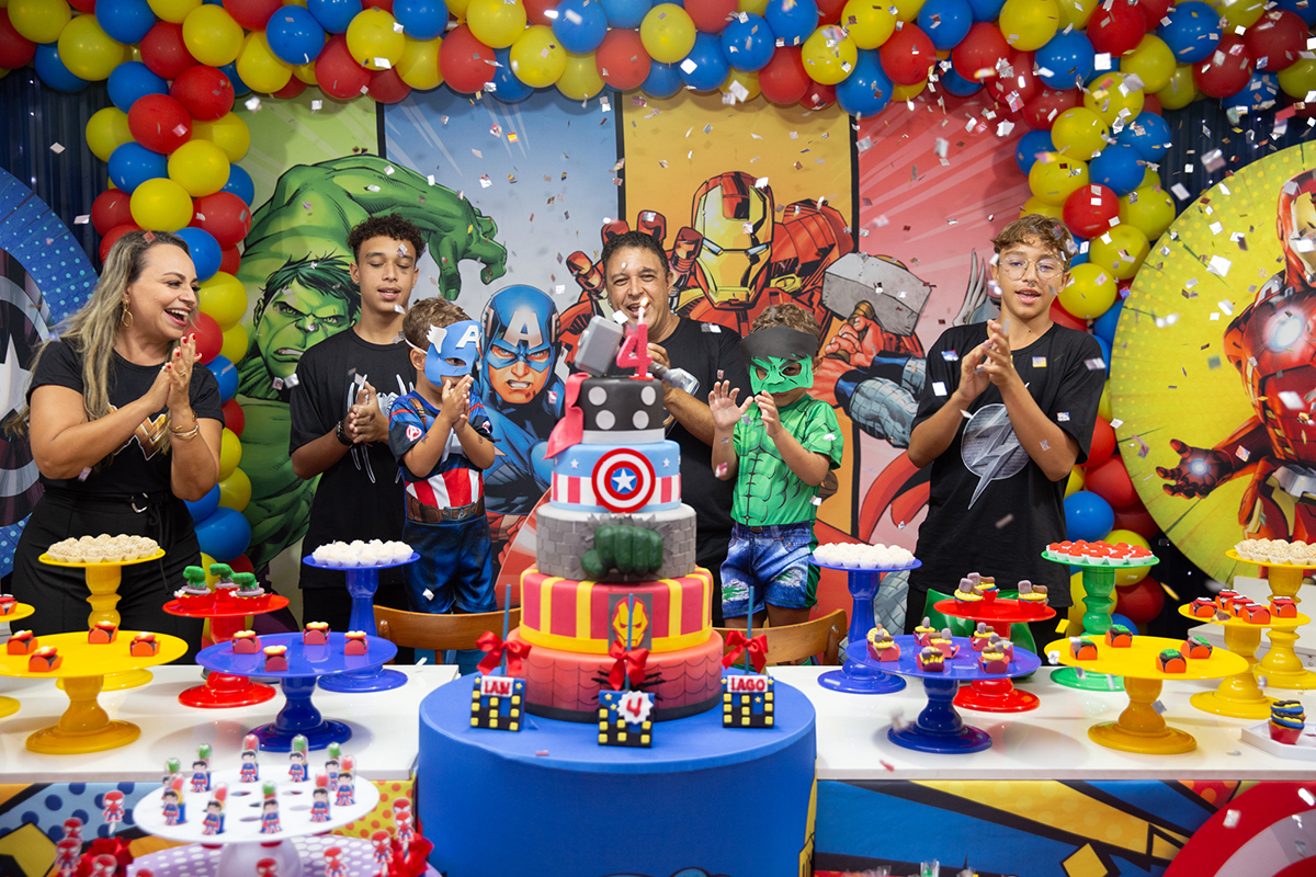 fotografia-aniversario-infantil-super herois-familia-parabens-vila-velha-espirito-santo