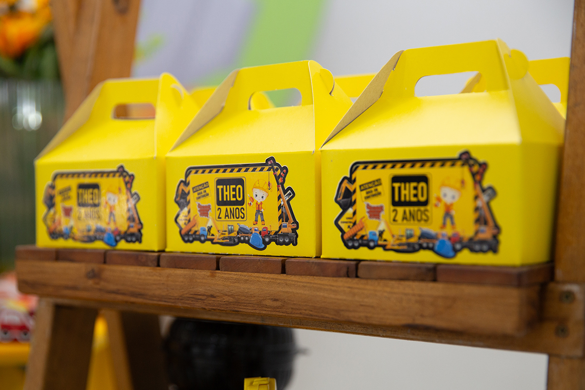 Aniversario-infantil-trator-decoracao-vitoria-espirito-santo