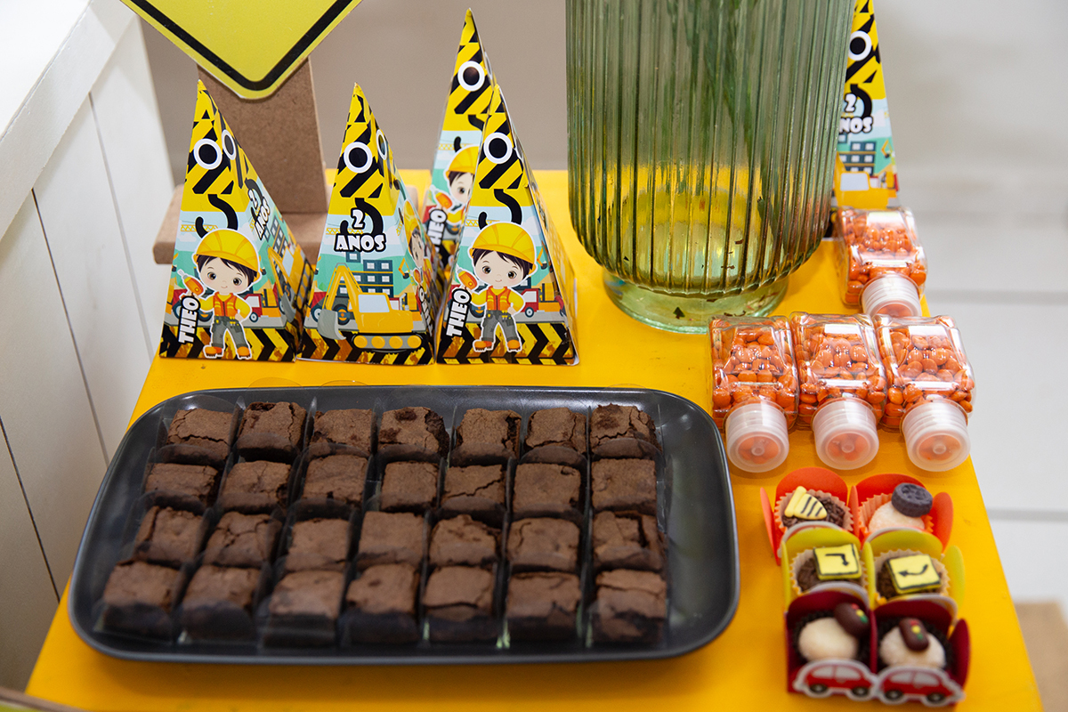 Aniversario-infantil-trator-decoracao-vitoria-espirito-santo