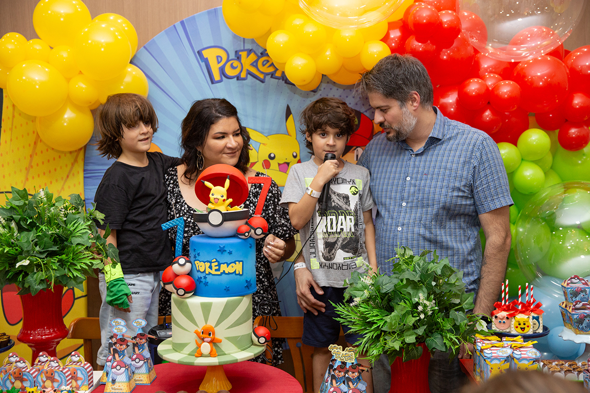 aniversario-pokemon-vilavelha-2025-familia-gemeos-discurso
