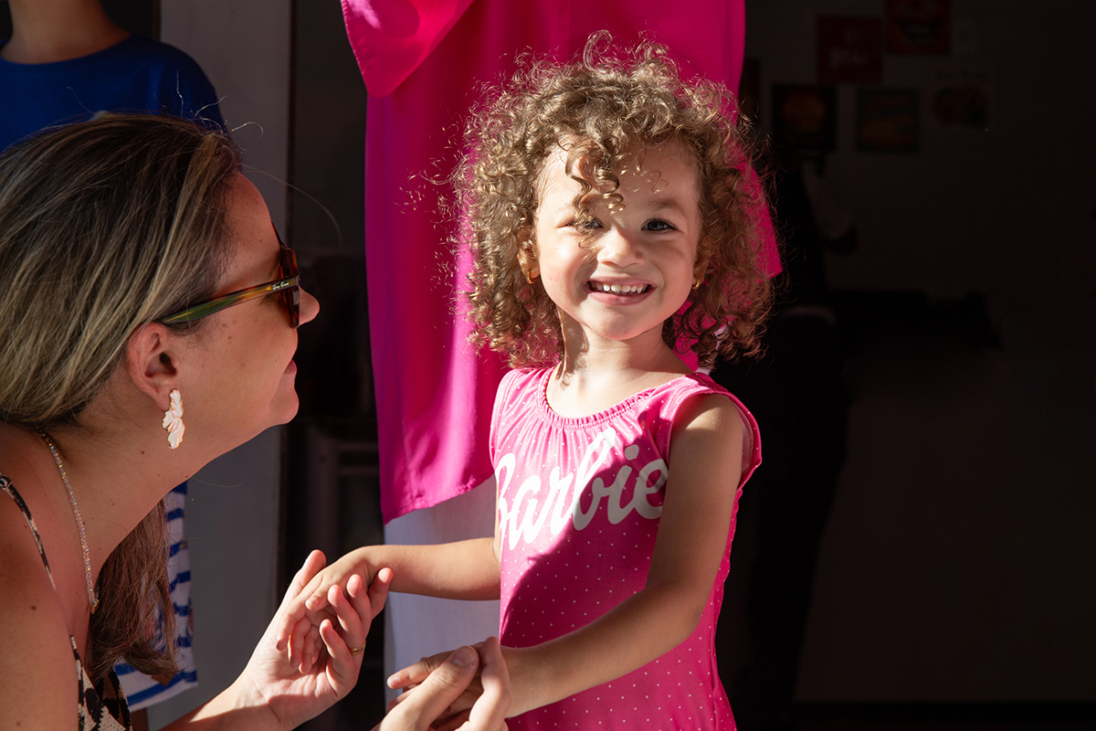 aniversario-infantil-barbie-pool-party-vitoria-2026