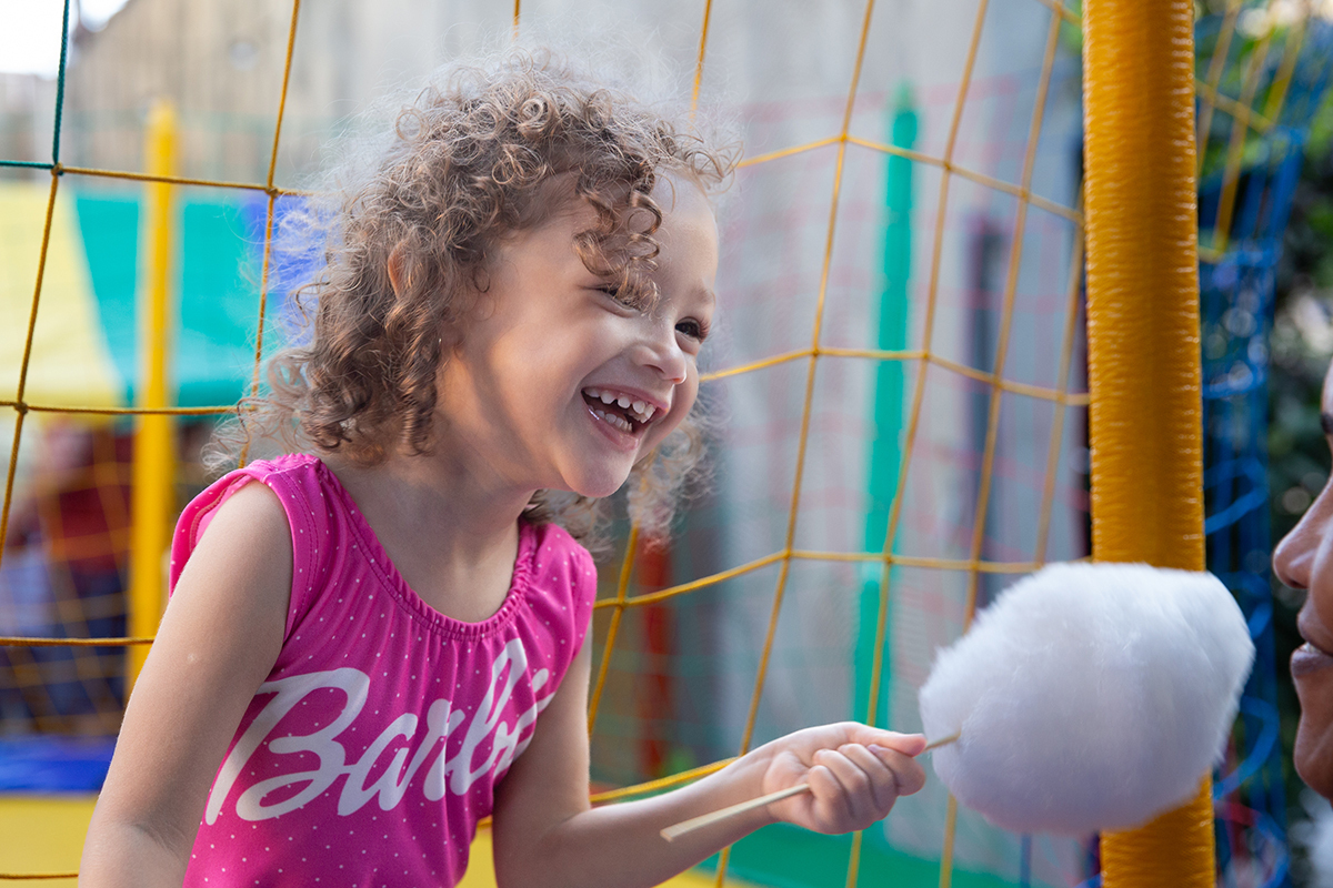 aniversario-infantil-barbie-pool-party-vitoria-2026