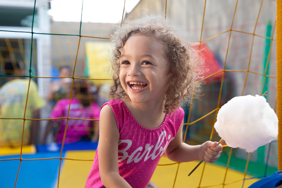 aniversario-infantil-barbie-pool-party-vitoria-2026