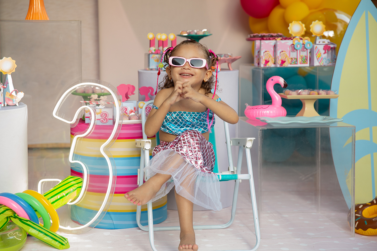 aniversario-infantil-barbie-pool-party-vitoria-2026