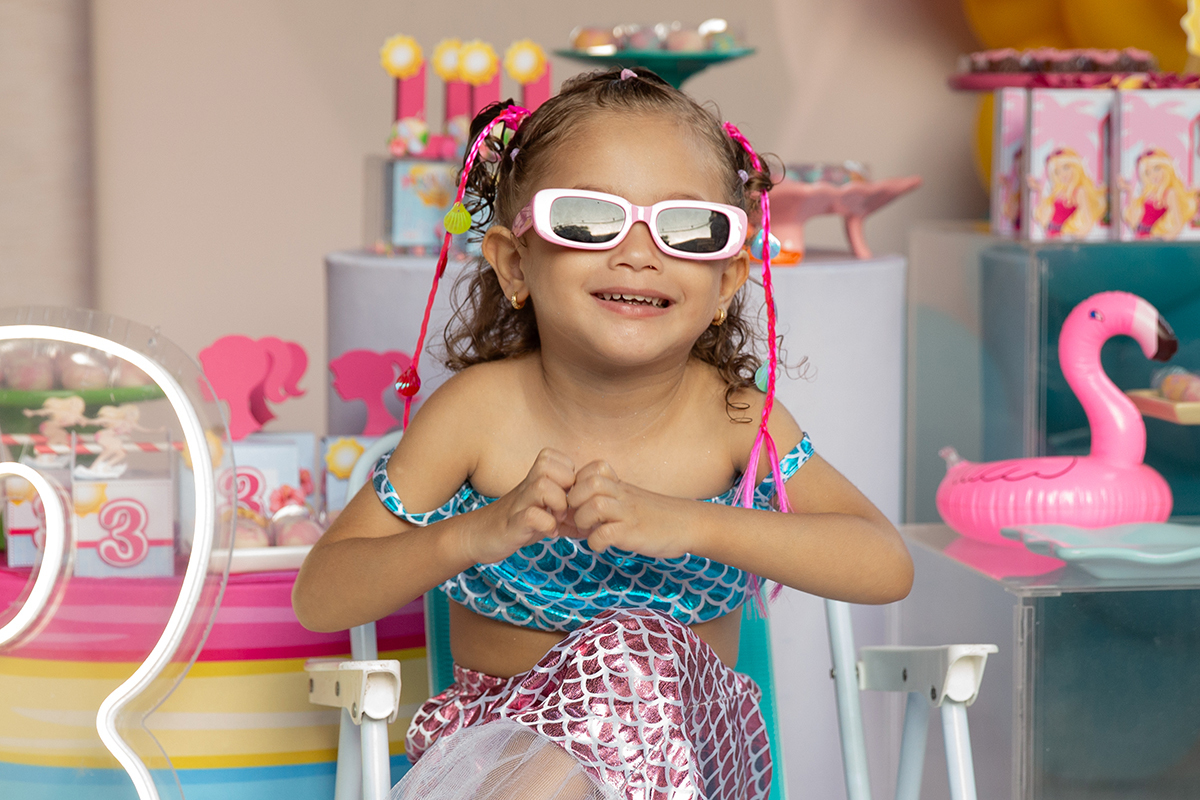 aniversario-infantil-barbie-pool-party-vitoria-2026