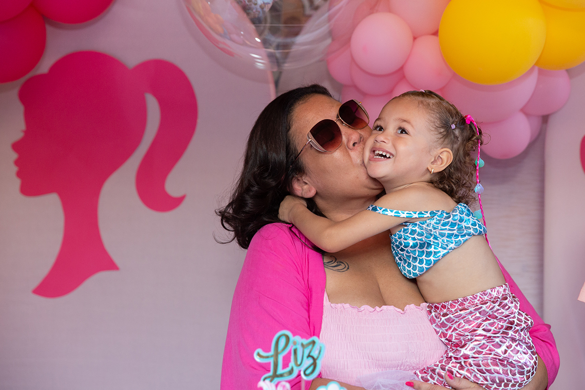 aniversario-infantil-barbie-pool-party-vitoria-2026