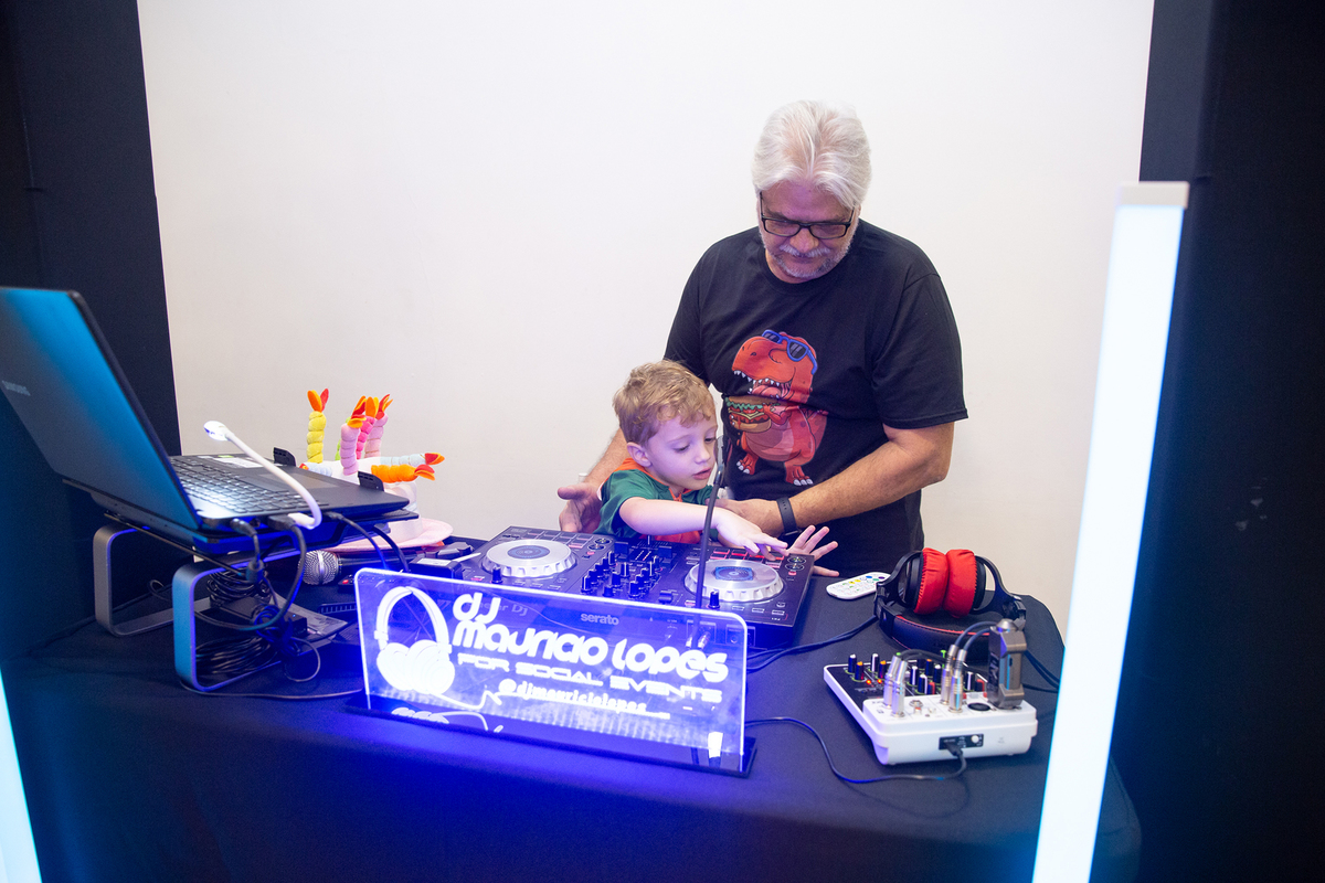 aniversario-infantil-vitoria-dinossauros-2026