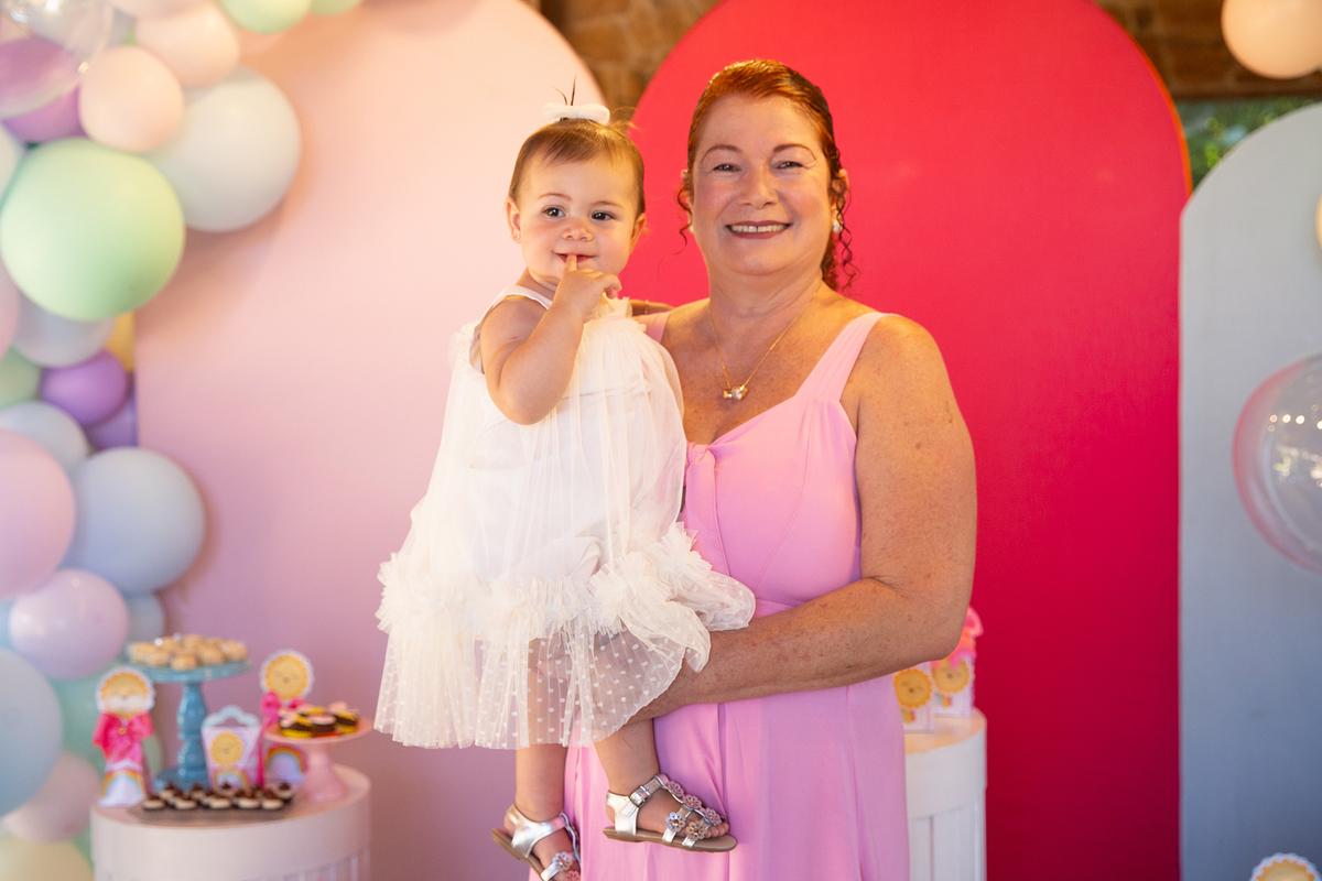 familiares com a aniversariante 