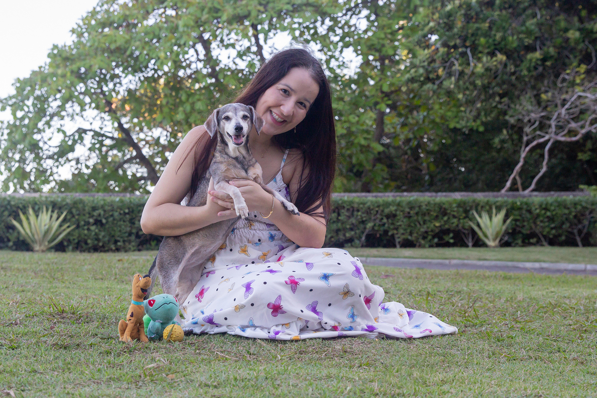 Bia e Junia, durante o ensaio pet num fim de tarde de sol 