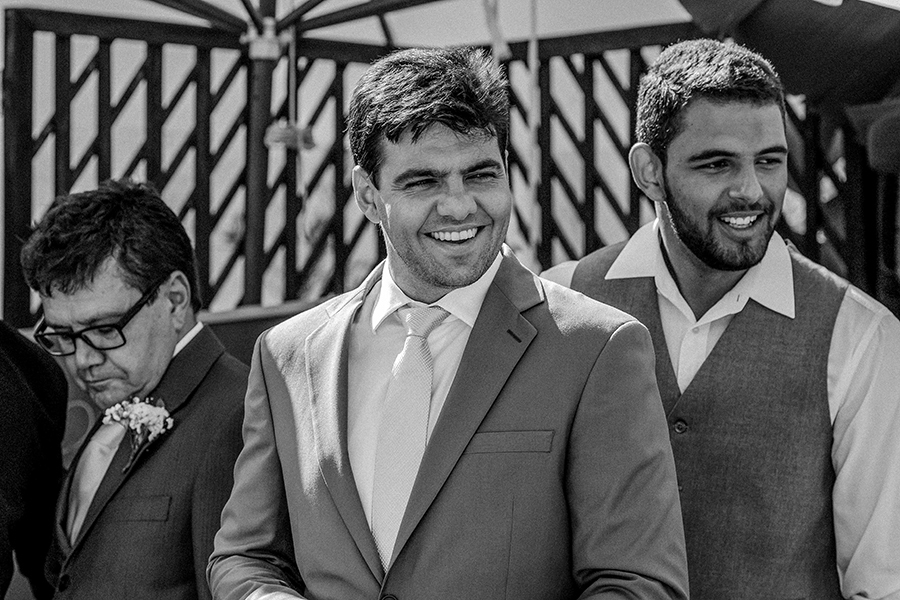 Noivo a espera de noiva 