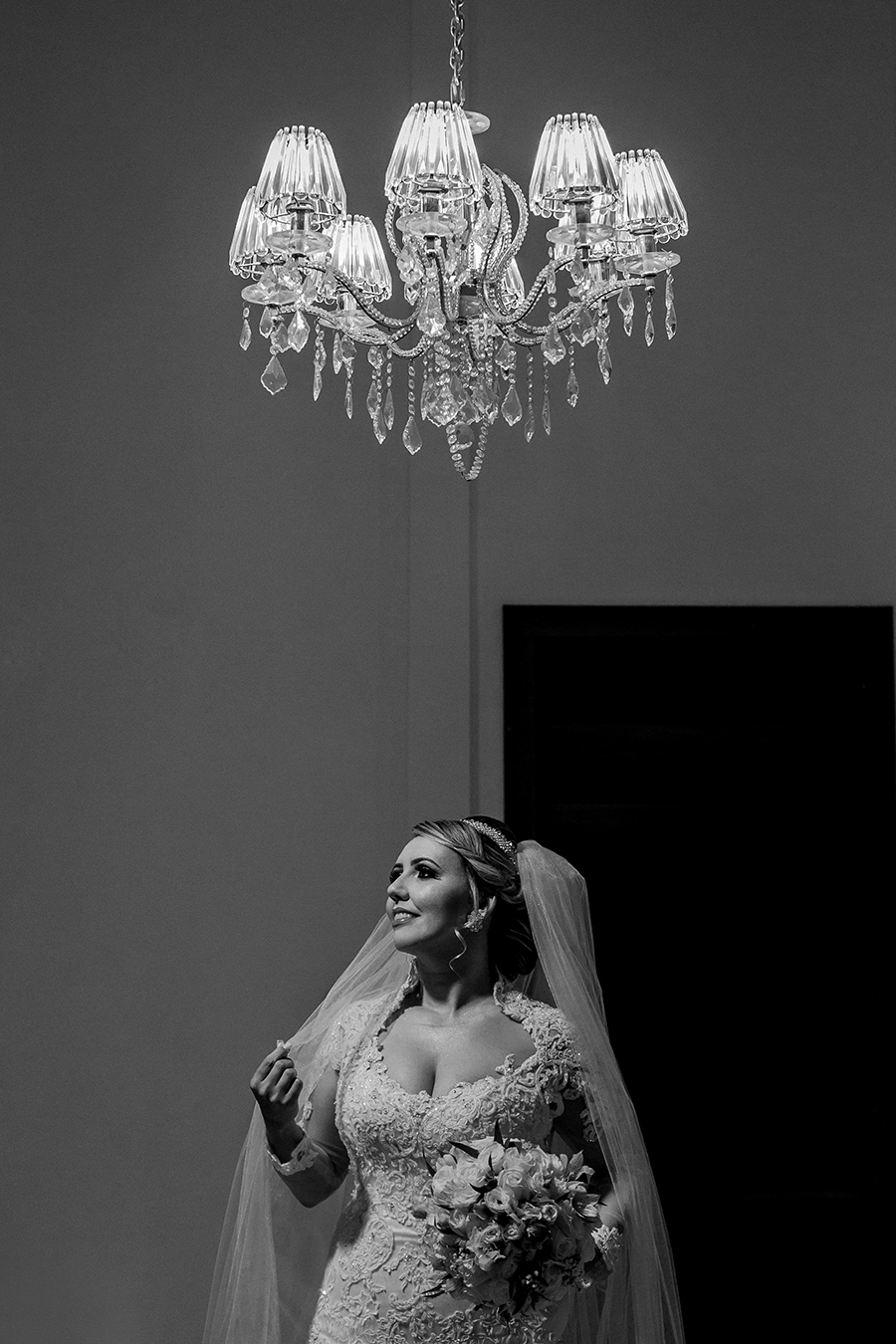 Retrato da noiva em preto e branco 