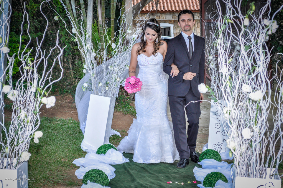 Entrada da noiva com o pai