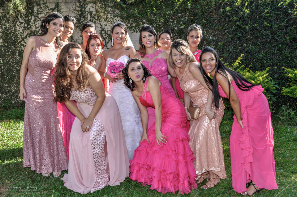  Noiva com as madrinha de vestido longo