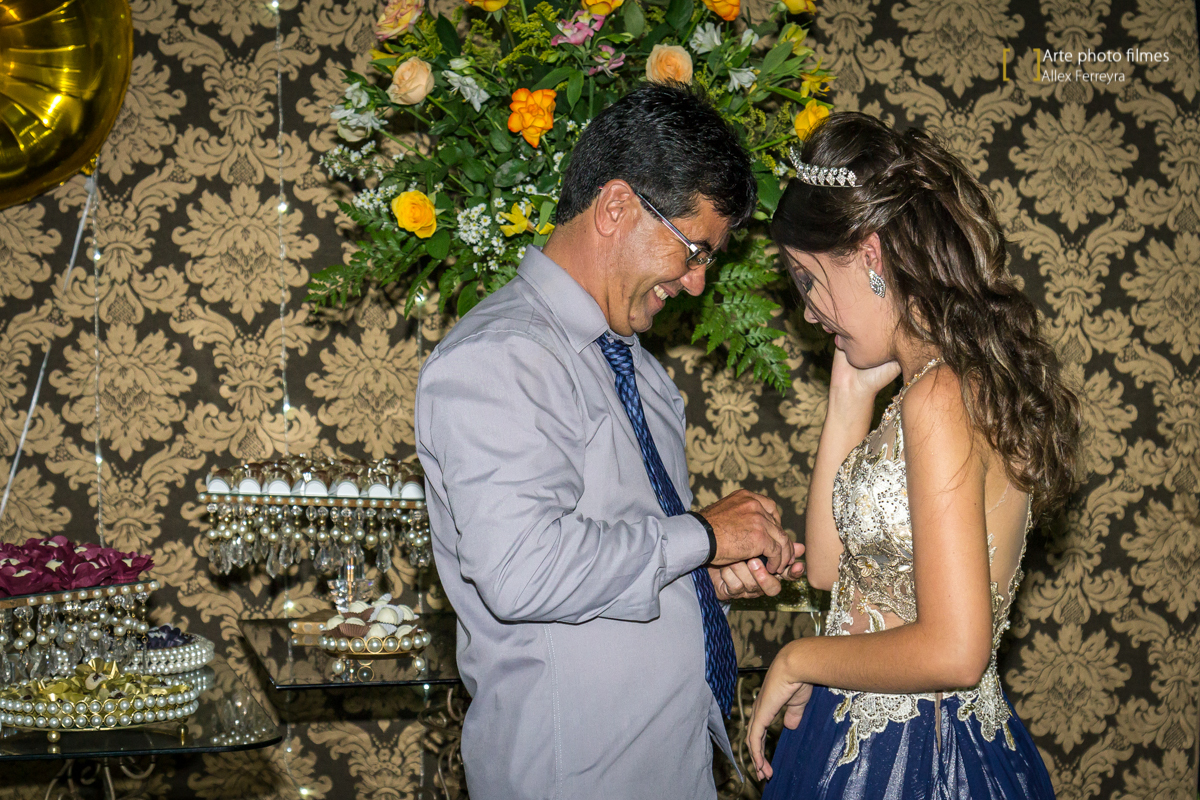 fotografia-anel-aniversario-15-anos-maria-isabelle-presidente-olegario-mg