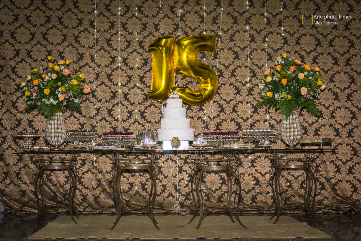 fotografia-decoração-aniversario-15-anos-maria-isabelle-presidente-olegario-mg