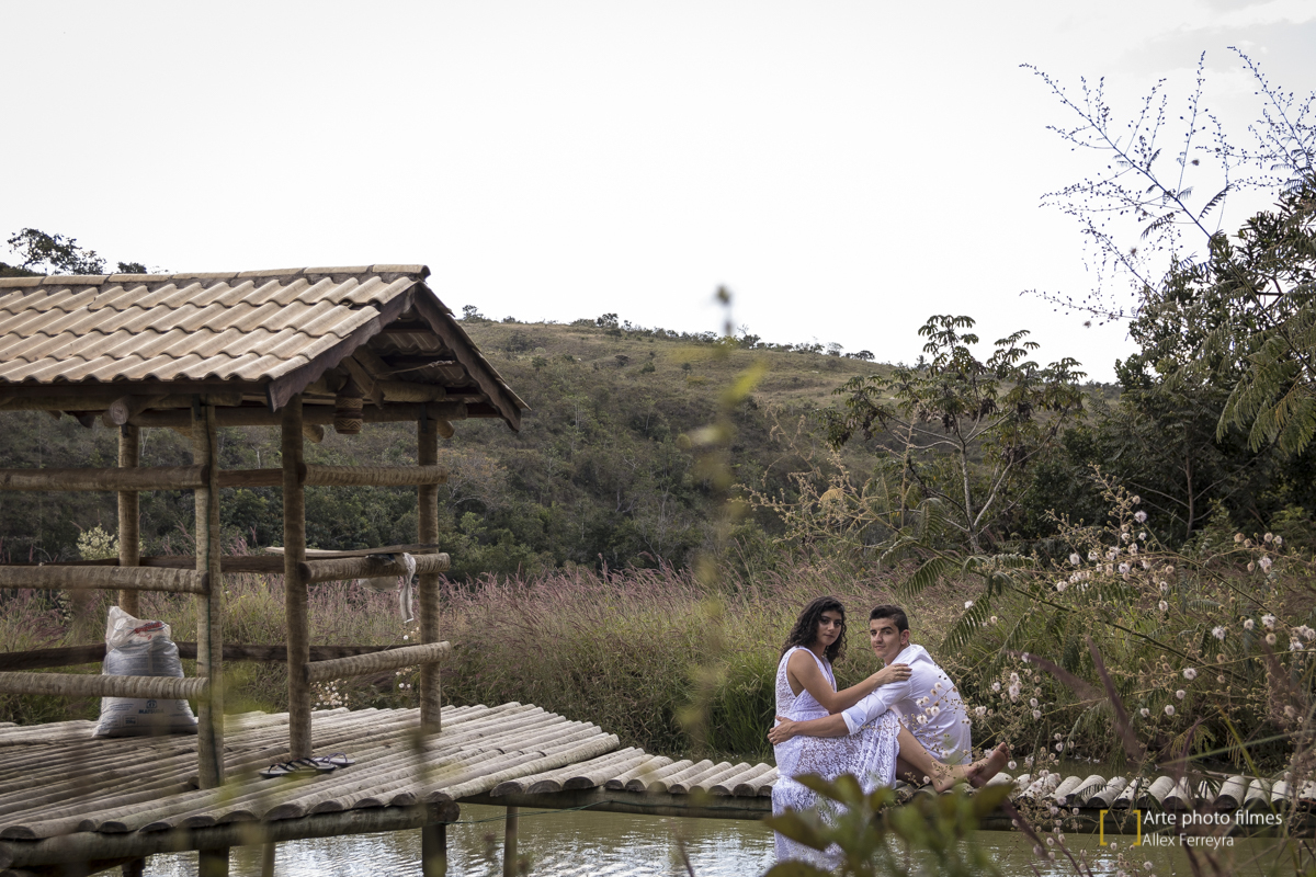 fotografo-ensaio-pre-wedding-casamento-Maryane-Darley-pousada-andorinhas-presidente-olegário-mg