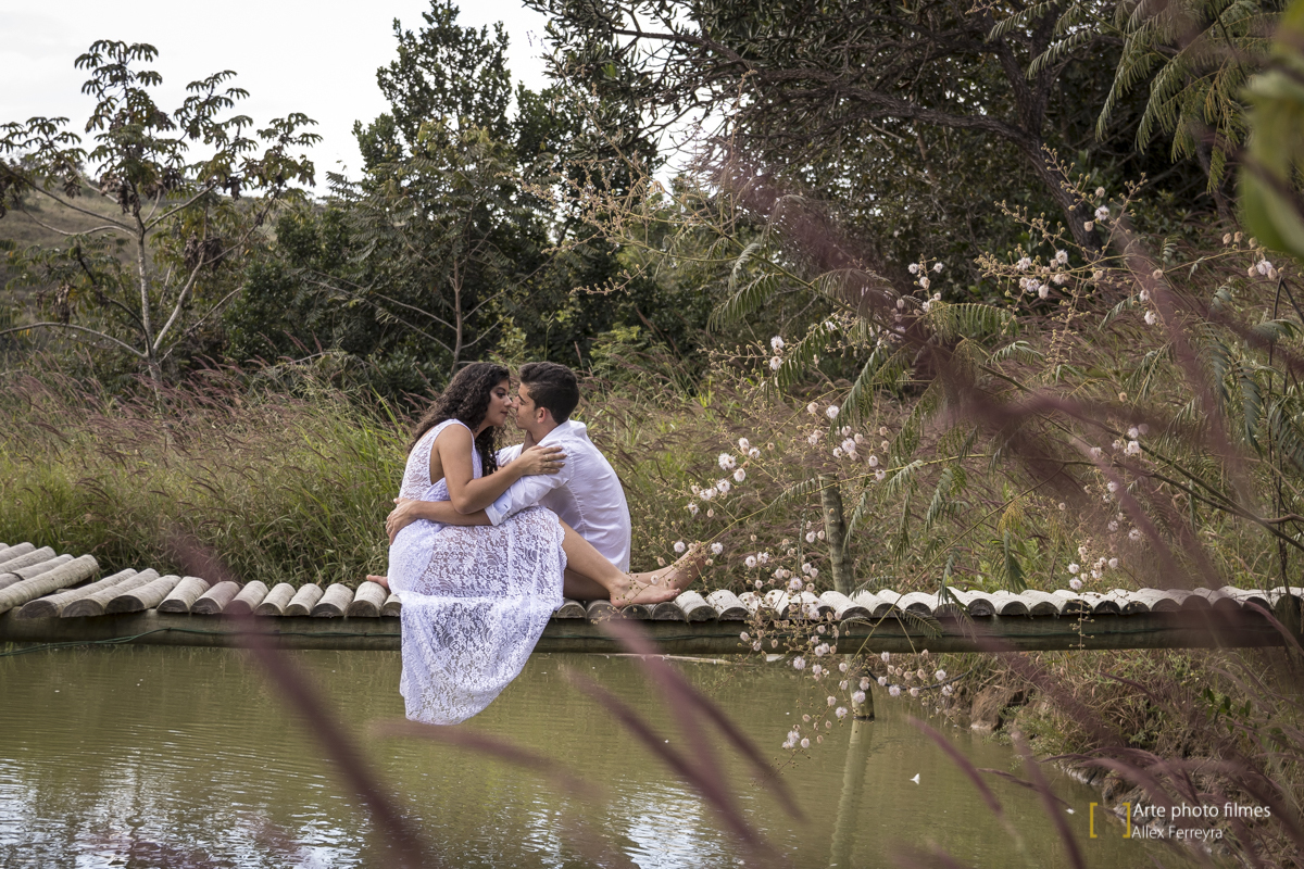 fotografo-ensaio-pre-wedding-casamento-Maryane-Darley-pousada-andorinhas-presidente-olegário-mg
