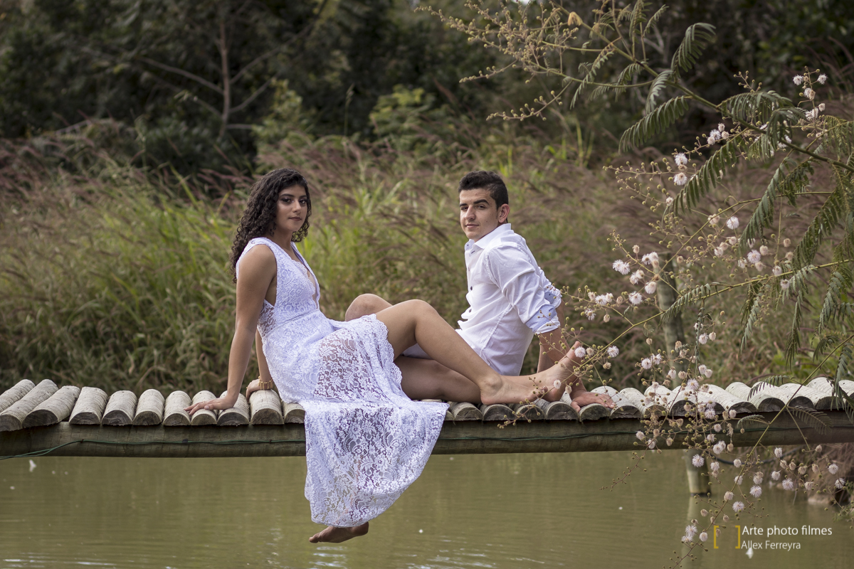 fotografo-ensaio-pre-wedding-casamento-Maryane-Darley-pousada-andorinhas-presidente-olegário-mg