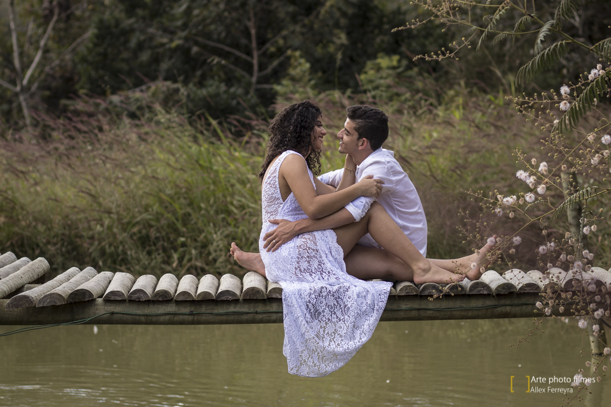 fotografo-ensaio-pre-wedding-casamento-Maryane-Darley-pousada-andorinhas-presidente-olegário-mg