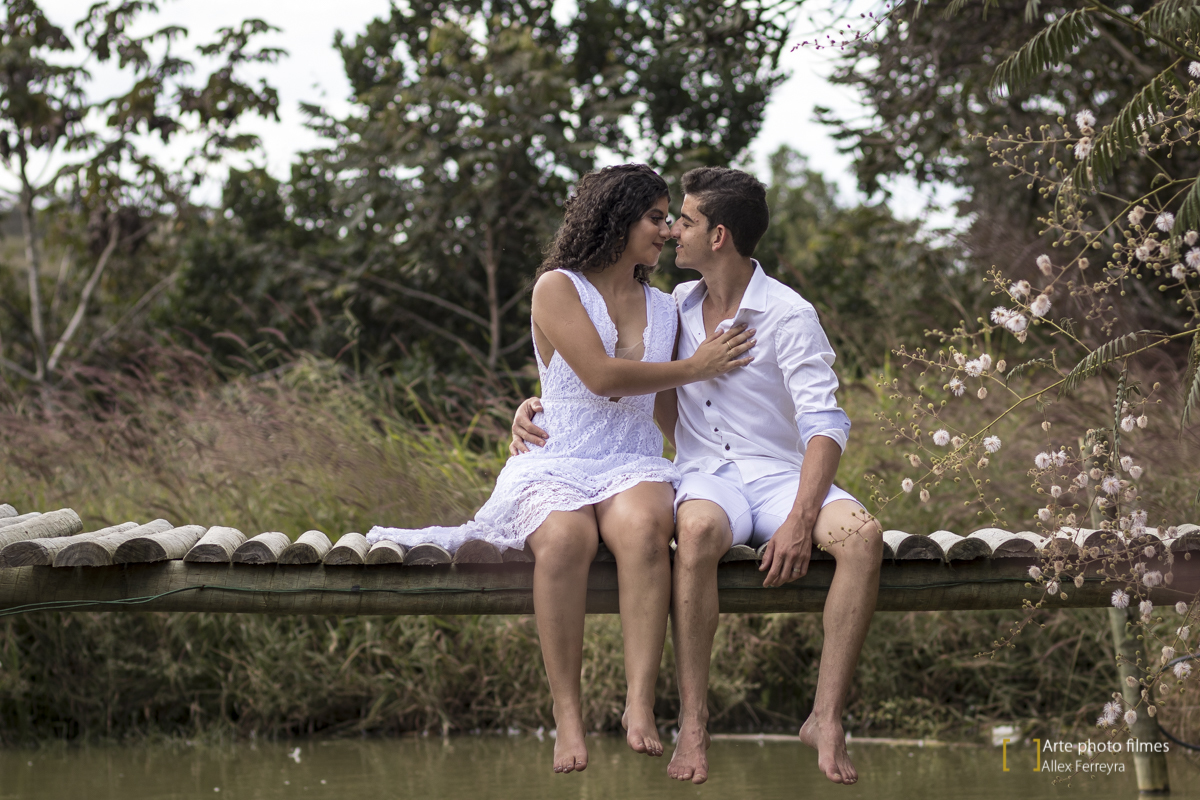 fotografo-ensaio-pre-wedding-casamento-Maryane-Darley-pousada-andorinhas-presidente-olegário-mg