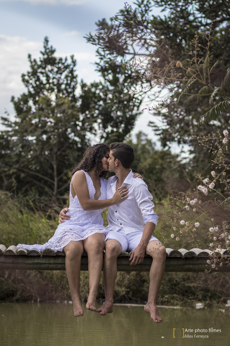 fotografo-ensaio-pre-wedding-casamento-Maryane-Darley-pousada-andorinhas-presidente-olegário-mg