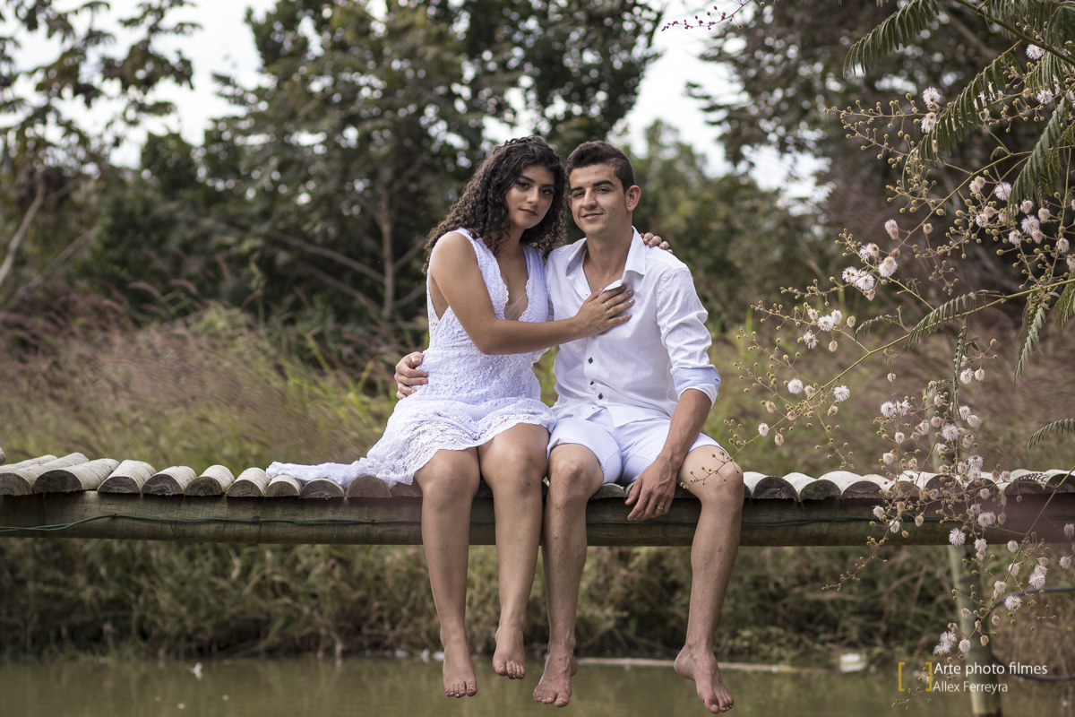 fotografo-ensaio-pre-wedding-casamento-Maryane-Darley-pousada-andorinhas-presidente-olegário-mg