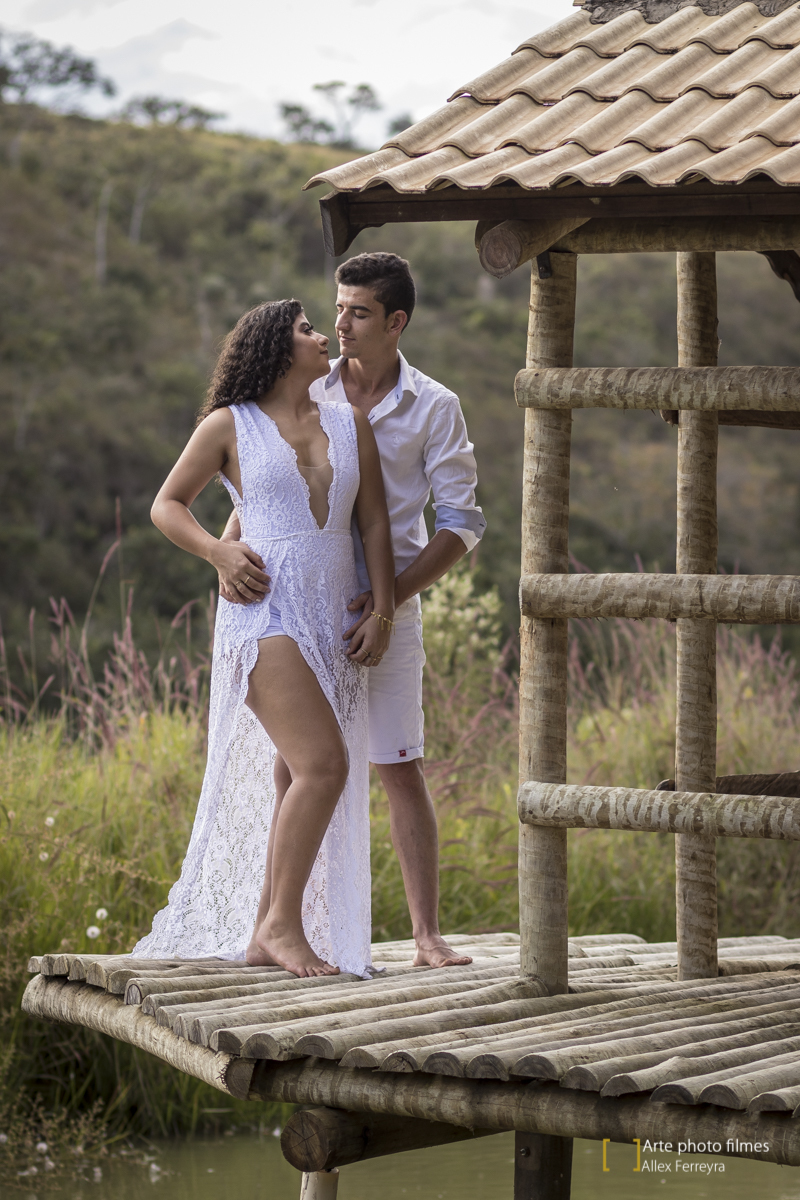 fotografo-ensaio-pre-wedding-casamento-Maryane-Darley-pousada-andorinhas-presidente-olegário-mg