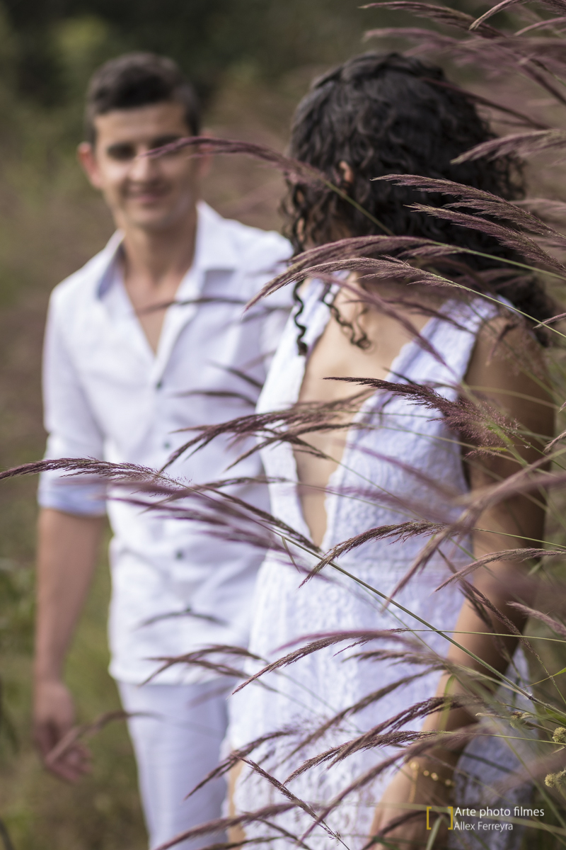 fotografo-ensaio-pre-wedding-casamento-Maryane-Darley-pousada-andorinhas-presidente-olegário-mg