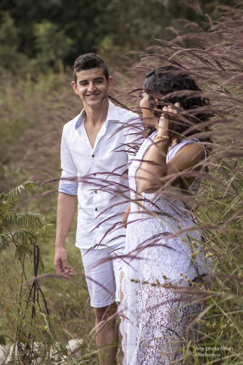 fotografo-ensaio-pre-wedding-casamento-Maryane-Darley-pousada-andorinhas-presidente-olegário-mg