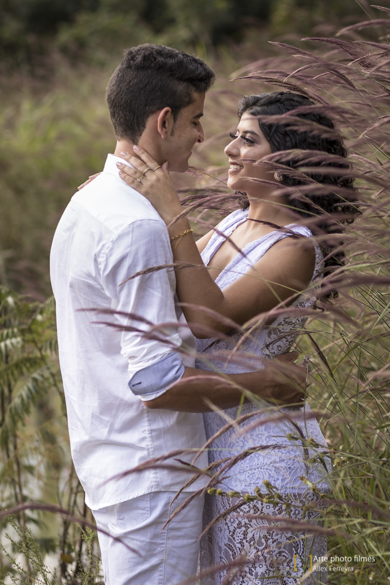 fotografo-ensaio-pre-wedding-casamento-Maryane-Darley-pousada-andorinhas-presidente-olegário-mg