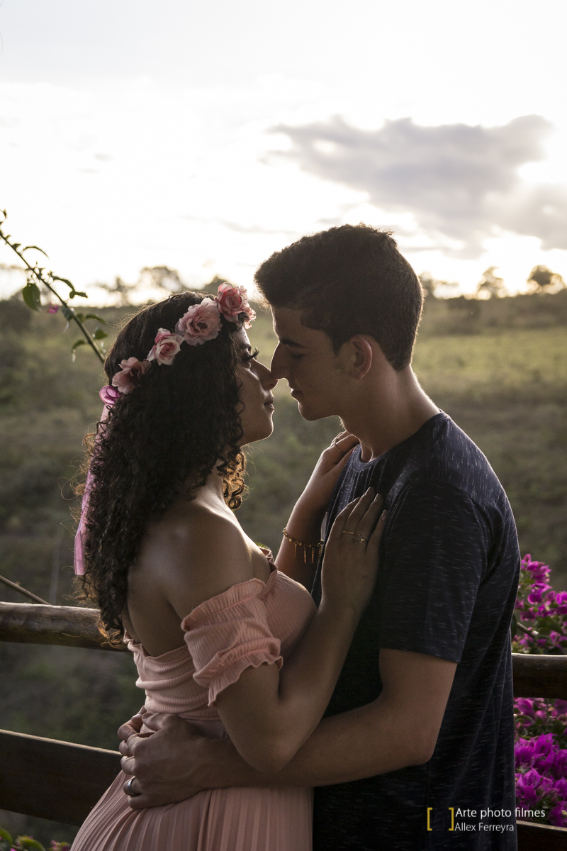 fotografo-ensaio-pre-wedding-casamento-Maryane-Darley-pousada-andorinhas-presidente-olegário-mg