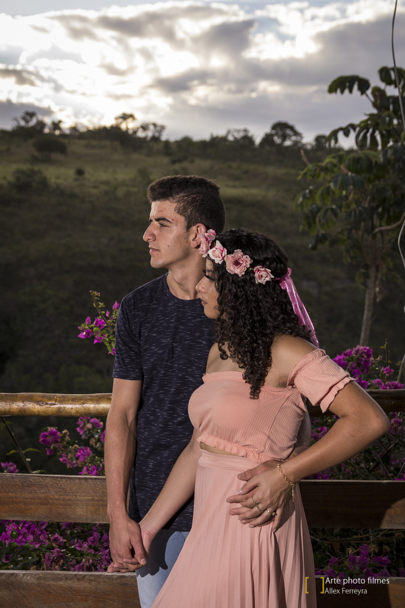 fotografo-ensaio-pre-wedding-casamento-Maryane-Darley-pousada-andorinhas-presidente-olegário-mg