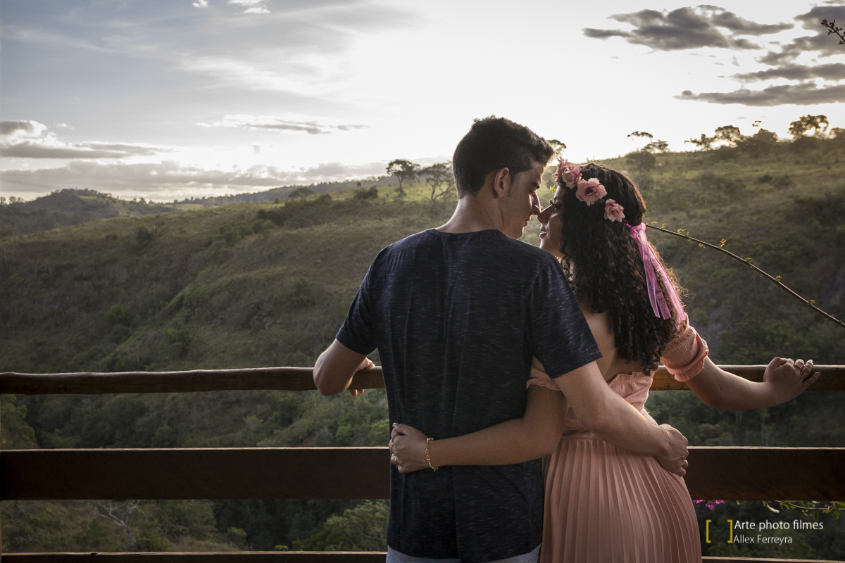 fotografo-ensaio-pre-wedding-casamento-Maryane-Darley-pousada-andorinhas-presidente-olegário-mg