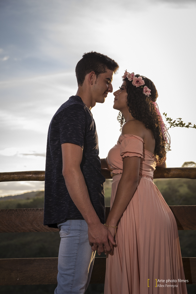 fotografo-ensaio-pre-wedding-casamento-Maryane-Darley-pousada-andorinhas-presidente-olegário-mg